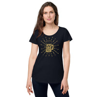 Load image into Gallery viewer, Save water, drink beer. Women’s round neck tee

